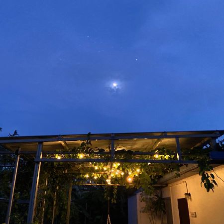 Hacobune Tinyhouse Onna Exterior foto