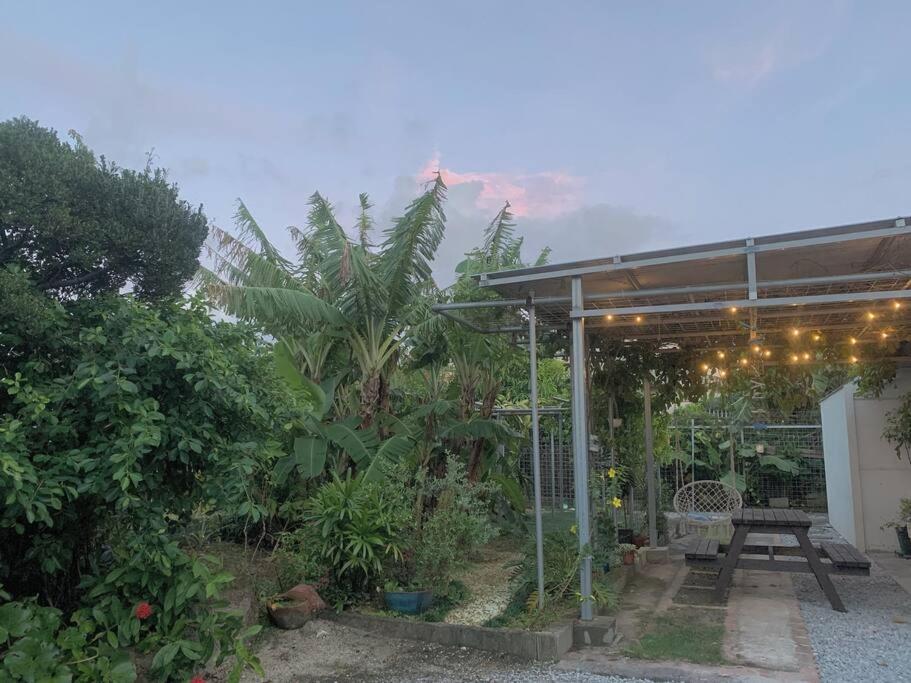 Hacobune Tinyhouse Onna Exterior foto