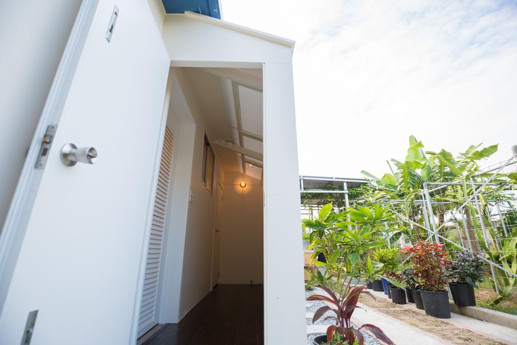 Hacobune Tinyhouse Onna Exterior foto